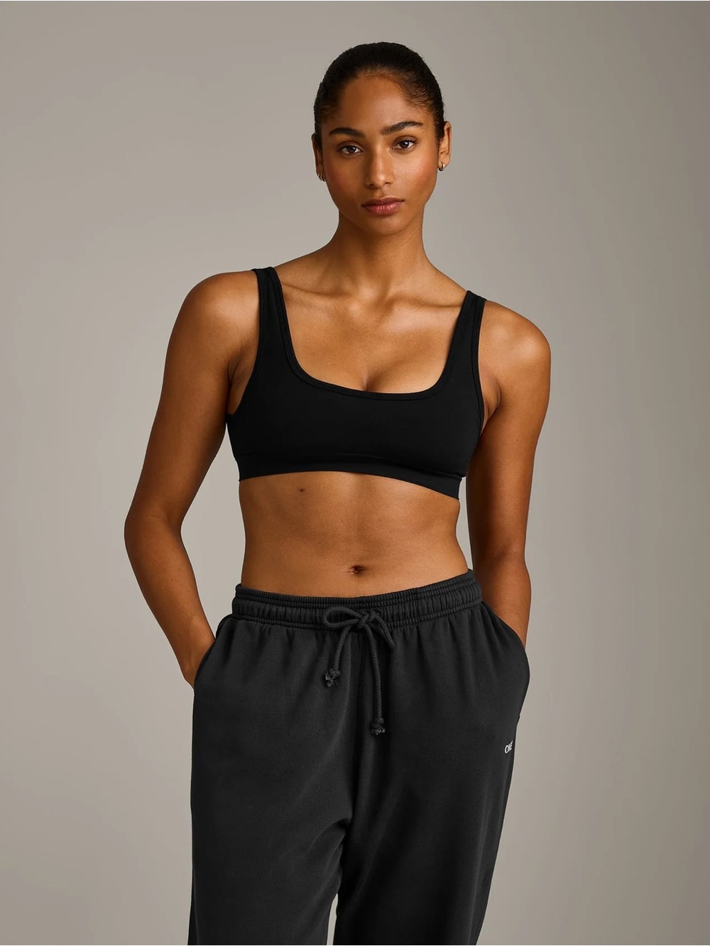Oner active EFFORTLESSLIFT™ SQUARE NECK SPORTS BRA